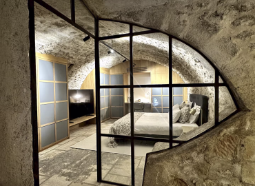 Chambre 3 TV le Spacieux location saisonnière Aix-en-Provence