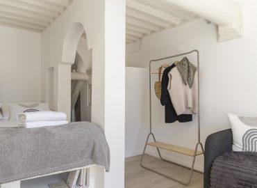 Le Mini, appartement 2 personnes avec toit terrasse 40m² au centre d'Aix-en-Provence. Entièrement rénové, calme, lumineux.