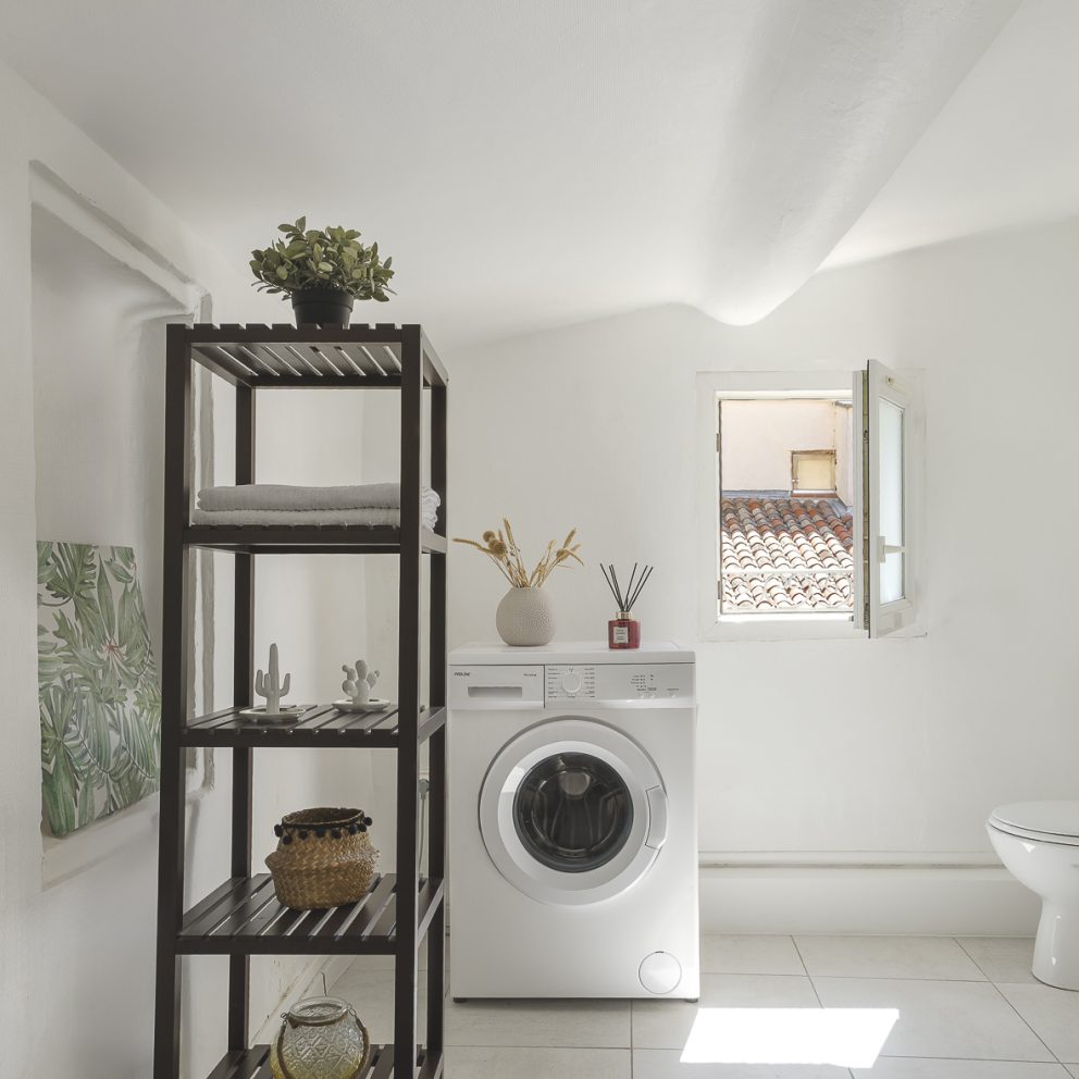 Le Pigeonnier, appartement 48m² avec terrasse au centre d'Aix-en-Provence. Charme provençal authentique, 4 voyageurs.