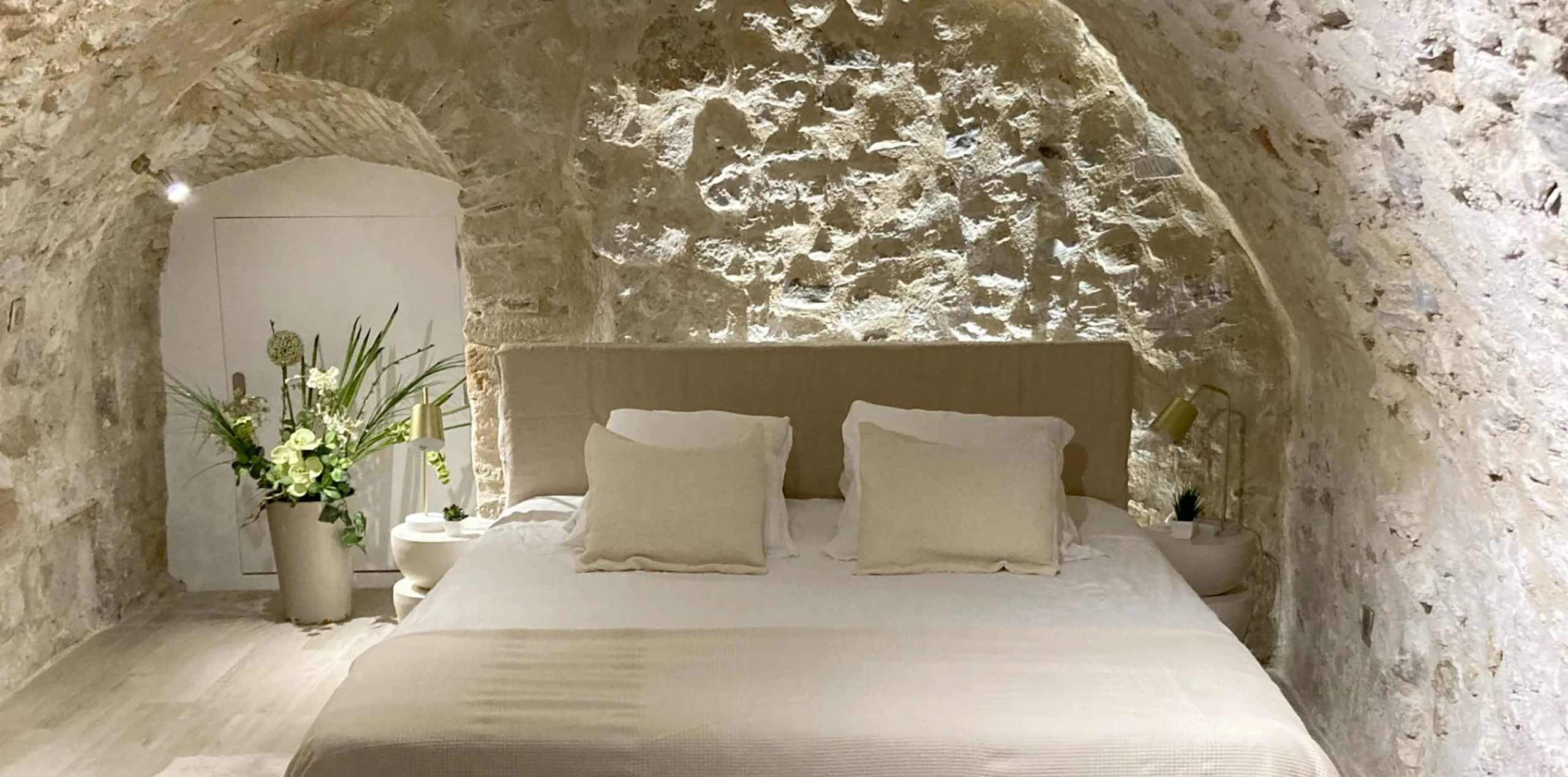 Un Voyage en Provence présente Le Discret appartement atypique au cœur d'Aix en Provence