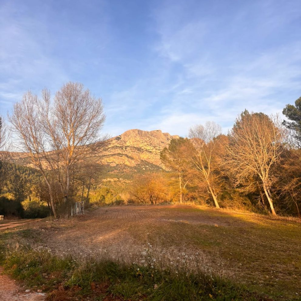 Un Voyage en Provence propose six appartements de charme idéalement situés au cœur d'Aix-en-Provence pour aller à la Sainte Victoire